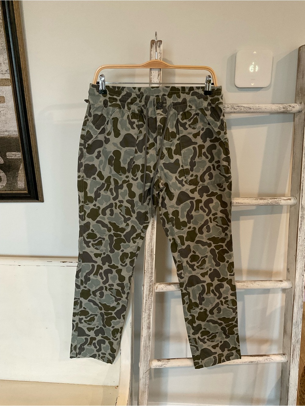 Huk Performance Fishing Camo Cargo Pants Joggers Mens Medium EUC